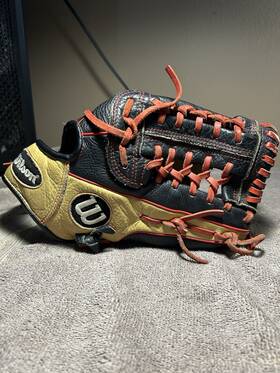 A05rb1712md Wilson Broken In A500 Baseball Glove Red/white/blue 12.0 Inch Rht A05rb1712md Wilson Broken In A500 Baseball Glove Red/white/blue 12.0 Inch Rht