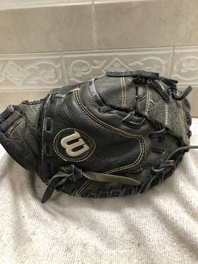 A0600bbdpcm Wilson A600 Boys Well Padded Deep Pocket Black 32.5 Inch Baseball Glove Right Throw