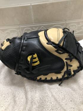 A0600dpcm Wilson A600 Boys Well Padded Deep Pocket 32.5 Inch Baseball Glove Right Hand Throw