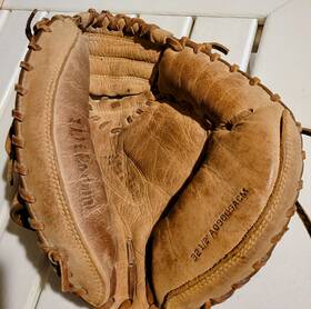A0900sacm Wilson A900 Catchers Mitt Baseball Glove 32.5 Inch Right Hand Throw Good Shape