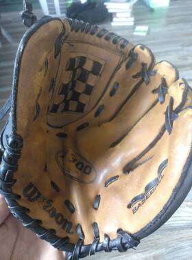 A1200 Wilson Brown Black Leather Baseball Glove 12 Inch Mlb
