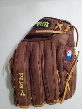 A1502bbbdw5 Wilson Pro Soft Ecco Yak Leather Baseball/ Softball Glove Rht 11 3/4 Inch