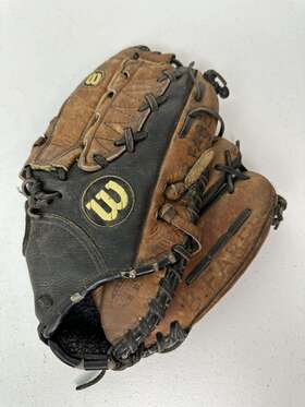 A1505 Wilson Staff Baseball Glove 12 Inch St3 Pro Dual Hinge Canyon Leather Rht A1505 Wilson Staff Baseball Glove 12 Inch St3 Pro Dual Hinge Canyon Leather Rht