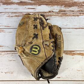 A1531 Wilson 13 Inch Baseball Glove Brown Leather All Positions Intermediate A1531 Wilson 13 Inch Baseball Glove Brown Leather All Positions Intermediate