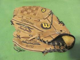 A1732 Wilson Limited Team Series Edition Lht Baseball Glove