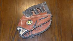A1784 Wilson S7 Select Flexback 12.5 Inch Baseball First Baseman Mitt Glove Rht