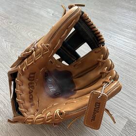 A2000bb1786st Wilson A2000 Baseball Glove 11.5 Inch Infield I-web Right Hand Throw Rht Brown Black A2000bb1786st Wilson A2000 Baseball Glove 11.5 Inch Infield I-web Right Hand Throw Rht Brown Black