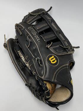 A2032 Wilson Pro Staff 11 Inch Baseball Glove Lht Black Grip Tite Pocket Left Throw A2032 Wilson Pro Staff 11 Inch Baseball Glove Lht Black Grip Tite Pocket Left Throw