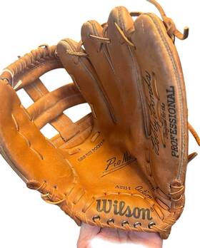 A2114 Wilson Bobby Bonds Pro Model Baseball Glove Rht Adult Used A2114 Wilson Bobby Bonds Pro Model Baseball Glove Rht Adult Used