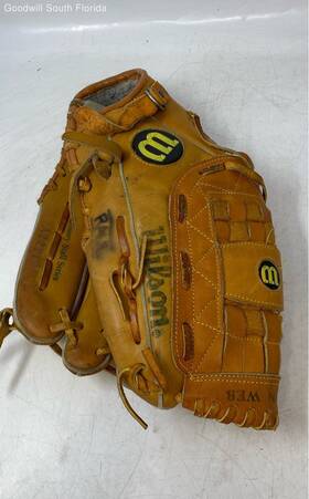 A2214 Wilson Mens Brown Leather Advisory Staff Series Baseball Glove Mitt