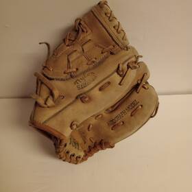 A2271 Wilson Vintage Baseball Glove Bobby Bonds Autograph Model Small