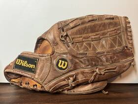 A2775 Wilson Vintage Baseball Glove Dual Hinge - Right Hand Throw