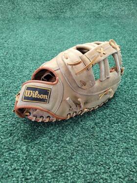 A2875 Wilson Inch The Big Scoop Leather First Base Mitt Softball Glove Rht