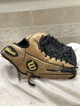 A450-kp92 Wilson Boy S Fully Broken In 12 Inch Trapeze Baseball Glove Right Throw A450-kp92 Wilson Boy S Fully Broken In 12 Inch Trapeze Baseball Glove Right Throw