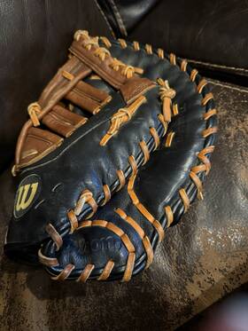 A700-rm13 Wilson A700 Rm13 12 7/8 Black Brown Leather Mlb Baseball Firstbase Mitt