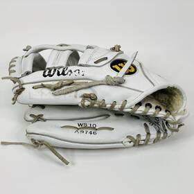 Ws-10 Wilson A9746 White Baseball Glove Mitt Lefty Throwers Lht Fully Broken In Ws-10 Wilson A9746 White Baseball Glove Mitt Lefty Throwers Lht Fully Broken In