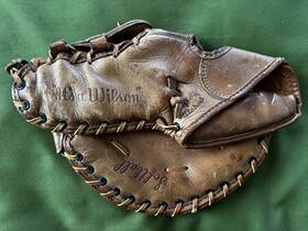 A9856 Wilson Vtg Softball Glove C.1960s Tan 11.5 Inch Lht Vgood Infield Leather