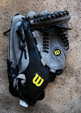A03ls1513 Wilson Ao3ls1513 A360 Black Gray Baseball Softball Glove 13 Inch Fit Right Hand A03ls1513 Wilson Ao3ls1513 A360 Black Gray Baseball Softball Glove 13 Inch Fit Right Hand