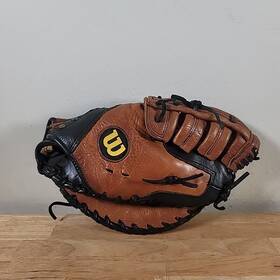Ao500-bm Wilson A500 Baseball Mit Glove 12.75 Inch Rht Ecco Leather Bm12 First Base Read Ao500-bm Wilson A500 Baseball Mit Glove 12.75 Inch Rht Ecco Leather Bm12 First Base Read
