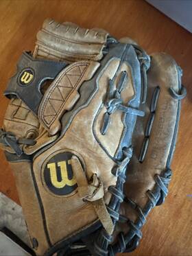 Ao60012 Wilson A600 Baseball Softball Glove 12 Inch Tan Black Leather Mitt Right Hand Throw