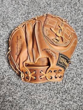A2516 Wilson C4ts Vtg Catchers Baseball Glove R/h Twin Action Carlton Fisk Pro-toe A2516 Wilson C4ts Vtg Catchers Baseball Glove R/h Twin Action Carlton Fisk Pro-toe