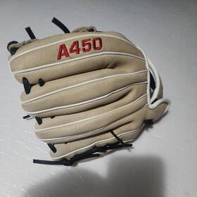 Ms2394591 Wilson A450 11.5 Inch Youth Baseball Glove - Beige Right Hand Throw New Without Tags