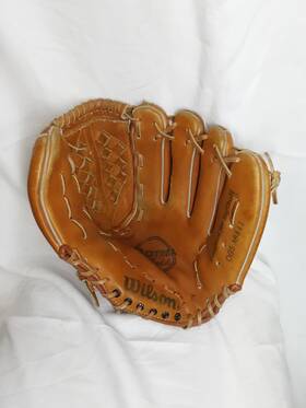 Og5-a9841 Wilson Optima Gold Series Og5 A9841 Baseball Softball Glove Cowhide Rht 12 Inch Guc Og5-a9841 Wilson Optima Gold Series Og5 A9841 Baseball Softball Glove Cowhide Rht 12 Inch Guc