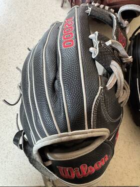 A2000 Wilson Sch12 12 Inch Right Hand Throw A2000 Wilson Sch12 12 Inch Right Hand Throw