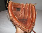 A9850 Wilson Tall 11 " Used Mitt Glove Leather Baseball A9850 Wilson Tall 11 " Used Mitt Glove Leather Baseball