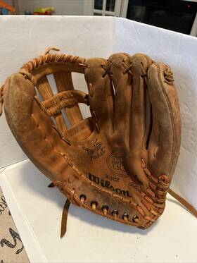 W022 Wilson Baseball Softball Mitt Glove Rht Nylon Stitch Hold Tite Strap 12 W022 Wilson Baseball Softball Mitt Glove Rht Nylon Stitch Hold Tite Strap 12