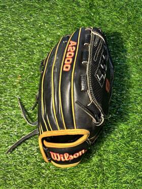 Wbw100223125 Wilson A2000 Scv125 12.5 Inch Outfield Fastpitch Softball Glove Right Handed Rht Wbw100223125 Wilson A2000 Scv125 12.5 Inch Outfield Fastpitch Softball Glove Right Handed Rht
