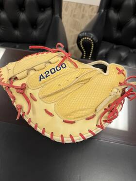 Wbw10024434 Wilson A2000 Leather Softball Girls Catchers Glove 34 Inch Right Hand Throw