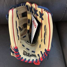 Wbw10090312 Wilson A500 Utility Youth Baseball Glove Size 12 Inches Rht. New With Tag