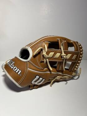 Wbw101384115 Wilson 2024 A2000 1716 11.5 Inch Infield Baseball Glove - Rht