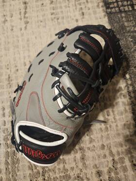 Wbw101452 Wilson 2024 A1000 1620 12.5 Inch First Base Mitt