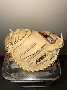 Wbw10272033 Wilson A2000 Cm33 33 Inch Catchers Mitt Rht - Brand New