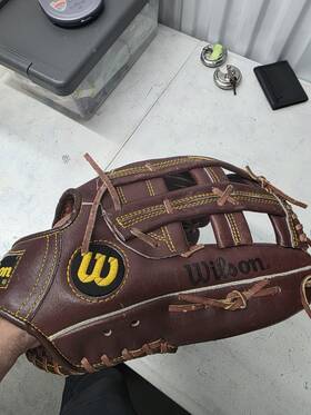 Wilson Ws3-a9710 Staff Series Ws3 A9710 Baseball Glove Mitt Lht Brown Cowhide