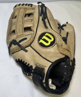 Wta0600 Wilson 11 1/2 Ao600 115 Baseball Glove Right Hand Throw Tan