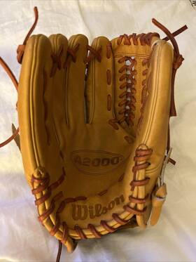 Wta20lb18d33 Wilson Barely Used A2000 D33 11.75 Inch Pitcher Glove Tan Baseball Lht