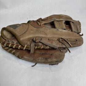Aa-230-8 Winners Choice Baseball Glove Righthand Throw Leather Pre-owned 11.5 Inch