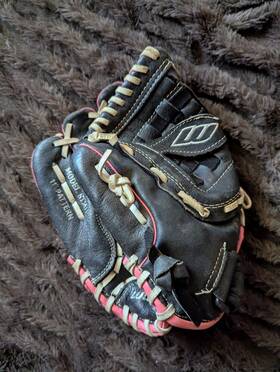 Worth Gxf115ph Storm Fastpitch 11.5 Inch Softball Glove Basket Web Black/pink Right
