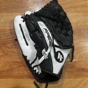 L120x Worth Legit Series Glove 12 Inch Lht Fastpitch Softball Black And White L120x Worth Legit Series Glove 12 Inch Lht Fastpitch Softball Black And White