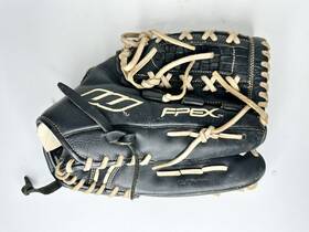 So125x Worth Shut Out Fpex Softball Glove 12.5inch Model Black So125x Worth Shut Out Fpex Softball Glove 12.5inch Model Black