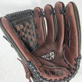 Worth W604211 Shut Out Rht 12 Inch Reg Pattern Leather Glove Right Hand Throw