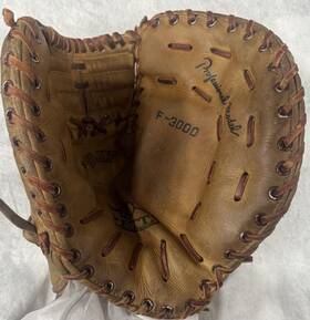 F-3000 Zett Baseball Glove Made In Japan Vtg Model 1st Base Right Hand