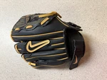 Nike Diamond Elite Prospect Series: BF1531 Youth Size 10. Left Hand Right Throw.. Fixed Price $40.00.