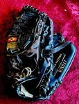 Easton Leather Baseball Glove/ Mitt Model # EX517, 11 Inch - Rht. Fixed Price $18.50.