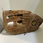 Wilson The Big Scoop A9883 Softball Lht First Base Lefty Glove Hand Throw. Fixed Price $35.00.
