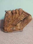 Vtg 1950'S Johnny Kucks Model Draper & Maynard DG921 Baseball Glove. Fixed Price $19.99.
