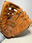 Wilson A9805 Boss 12" American Cowhide Leather Baseball Softball Right Glove. Fixed Price $49.99.
